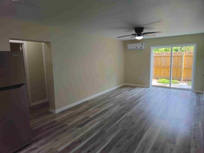 19645 SW Lark Dr in Dunnellon, FL - Building Photo