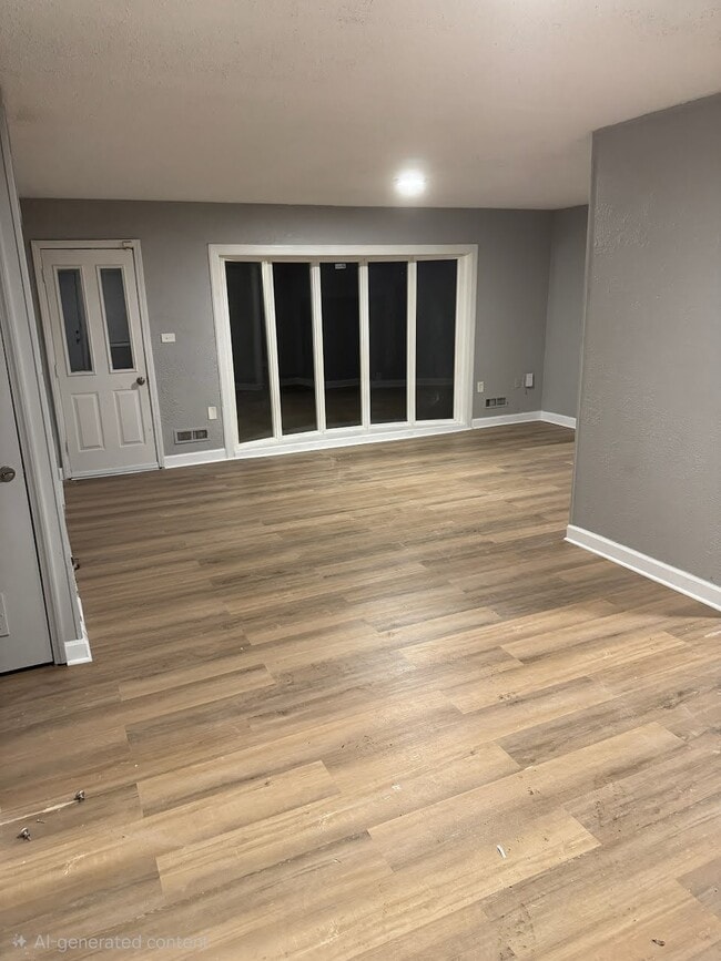 7601 E 108th St in Kansas City, MO - Foto de edificio - Building Photo