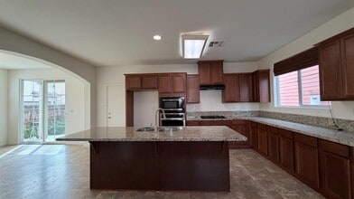 4355 W Artemisa Dr in Fresno, CA - Building Photo - Building Photo