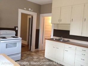 303 E Indiana Ave in Spokane, WA - Building Photo - Building Photo