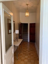 5431 Howe St in Pittsburgh, PA - Building Photo