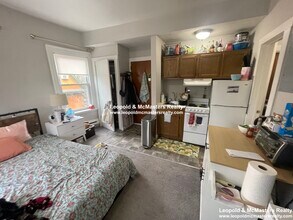 593 Cambridge St in Boston, MA - Foto de edificio - Building Photo