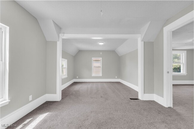 property at 3153 W 88th St