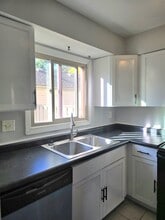 1551 N Oberlin Cir in Fridley, MN - Building Photo - Building Photo