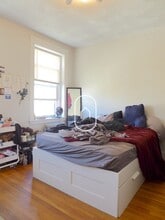 218 Freeman St in Brookline, MA - Building Photo - Building Photo