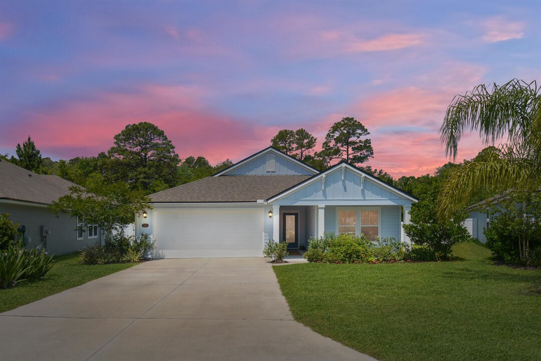 108 Coastal Hammock Wy in St. Augustine, FL - Building Photo