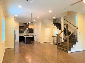 933 W 24th St in Houston, TX - Building Photo - Building Photo
