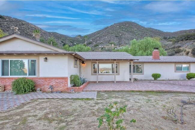 property at 18261 Sanders Dr