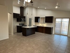 237 S Amarely Ave in San Luis, AZ - Building Photo - Building Photo