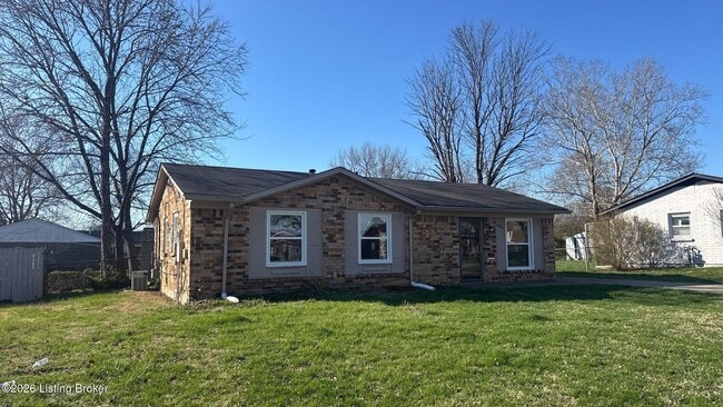 6806 Lake Elkhorn Ct in Louisville, KY - Building Photo - Building Photo