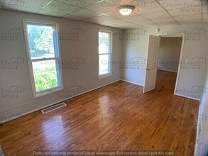 803 Regent St in Niles, MI - Building Photo - Building Photo