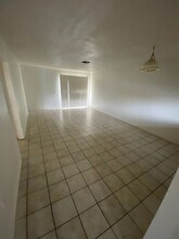 1930 W 24th St-Unit -Unit C in Panama City, FL - Foto de edificio - Building Photo