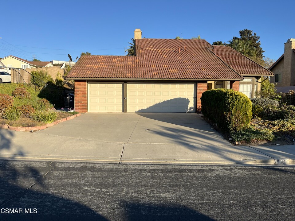 890 Hedyland Ct in Moorpark, CA - Building Photo