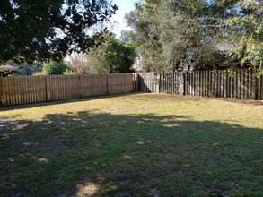 2061 Riviera Ln S in Navarre, FL - Building Photo - Building Photo