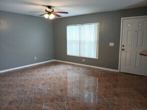 3847 51st Ave N in St. Petersburg, FL - Foto de edificio - Building Photo