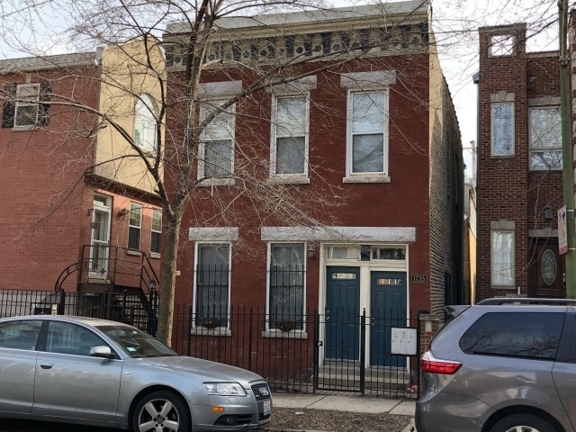 property at 1735 W Crystal St