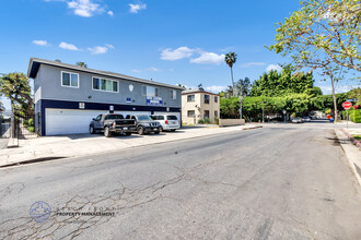 6454 Lexington in Los Angeles, CA - Building Photo - Building Photo