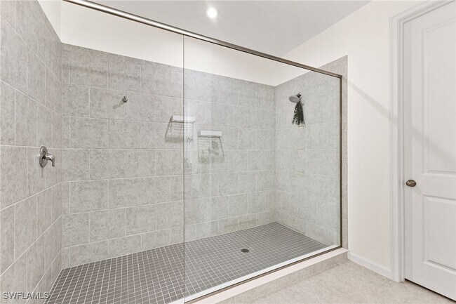property at 4607 Arboretum Cir