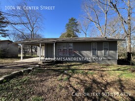 1004 W Center St in Bald Knob, AR - Building Photo