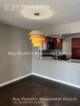 107 Olde Newburgh Dr in Newburgh, IN - Building Photo - Building Photo