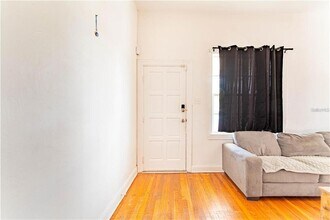 3321 W Woodlawn Ave in Tampa, FL - Building Photo - Building Photo