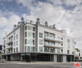 6535 Melrose Ave in Los Angeles, CA - Building Photo - Building Photo