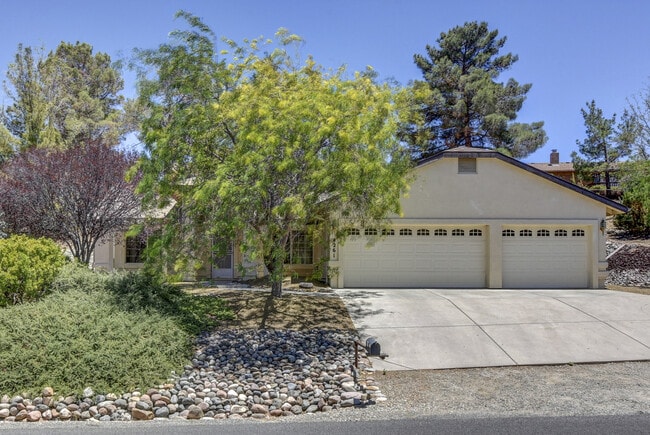 property at 4261 N Tonopah Dr
