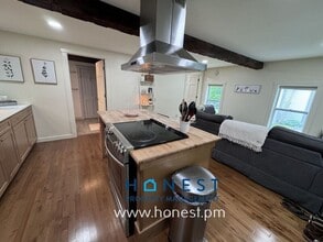 5 Sheldon St in Farmingdale, ME - Building Photo - Building Photo