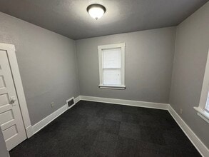 1234 S 19th St in Fort Dodge, IA - Building Photo - Building Photo