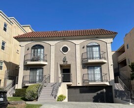 112 S St Andrews Pl, Unit # 2 in Los Angeles, CA - Building Photo - Building Photo