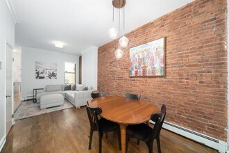 257 12TH St in Hoboken, NJ - Building Photo - Building Photo