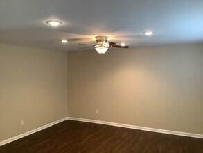 11789 Holgate Dr in Cincinnati, OH - Foto de edificio - Building Photo