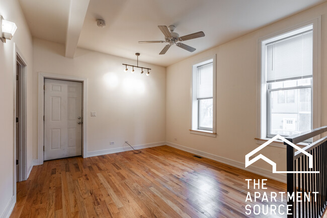 2835 N Damen Ave, Unit 1R in Chicago, IL - Building Photo - Building Photo