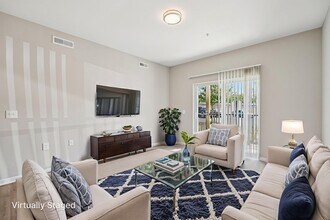 The Everett Gahanna in Gahanna, OH - Building Photo - Building Photo