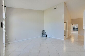 22556 Middletown Dr in Boca Raton, FL - Building Photo - Building Photo