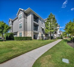 Lakewood in Pflugerville, TX - Foto de edificio - Building Photo