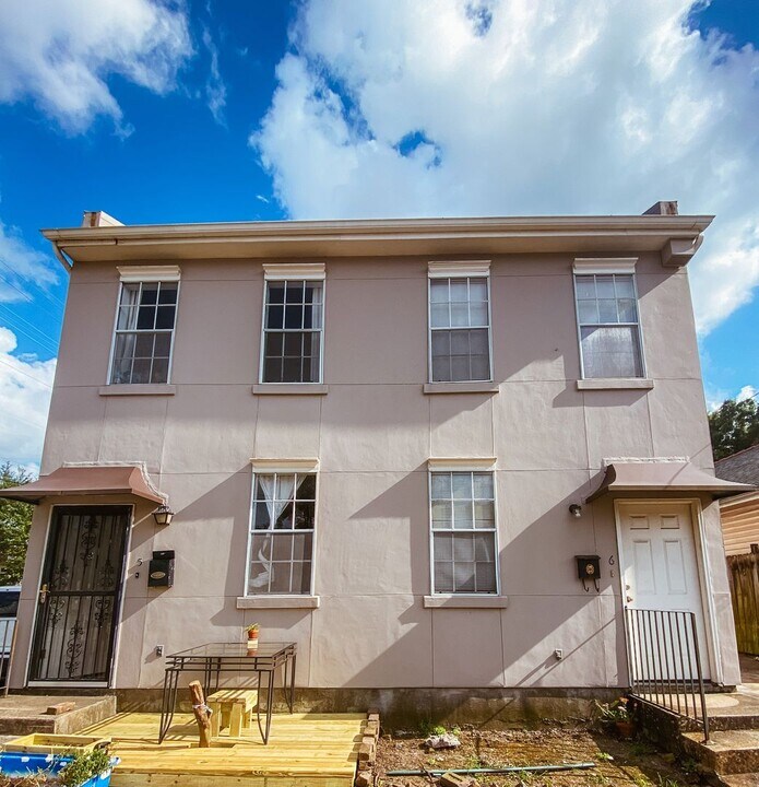 4600 Laurel St in New Orleans, LA - Foto de edificio