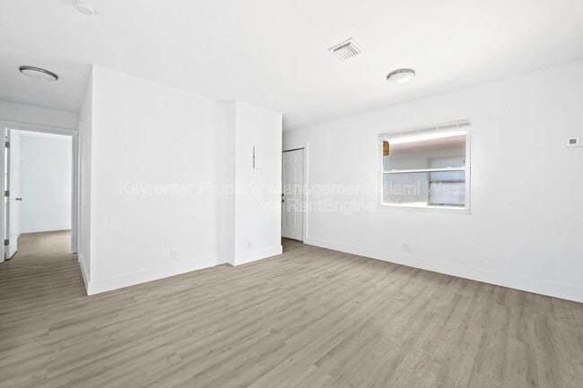 1022 NW 6th Ave in Fort Lauderdale, FL - Building Photo - Building Photo