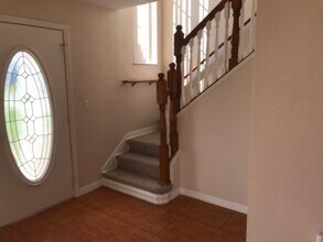 622 Lemon St in Dundee, FL - Foto de edificio - Building Photo