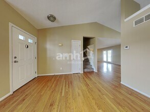 627 Oak Forge Pl in Trenton, OH - Building Photo - Building Photo