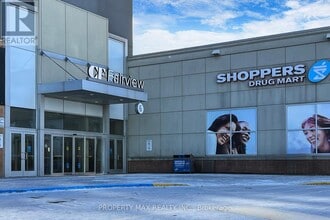 180 Fairview Mall Dr in Toronto, ON - Building Photo - Building Photo