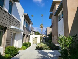 2488 Mohawk St in Pasadena, CA - Building Photo