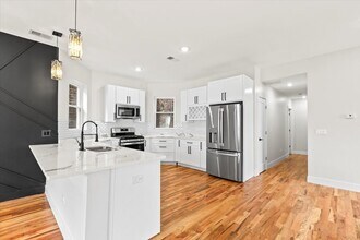 6128 S Rhodes Ave in Chicago, IL - Building Photo - Building Photo