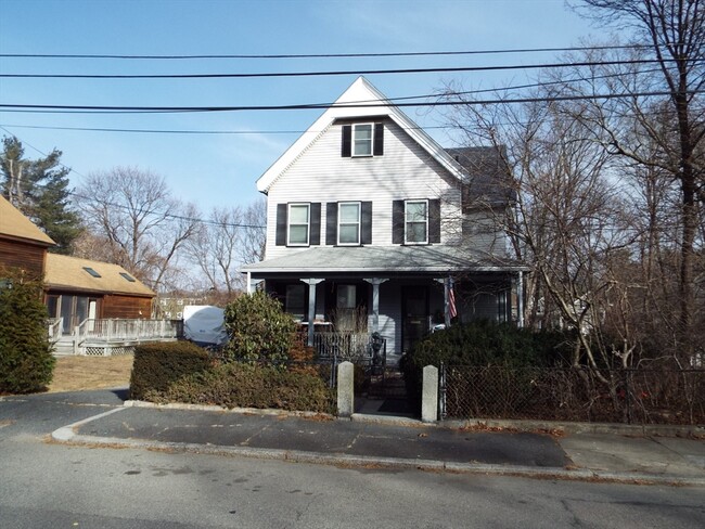 92 Rockland St, Unit 1