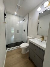 1155 E Diamond St-Unit -1155 in Phoenix, AZ - Building Photo - Building Photo