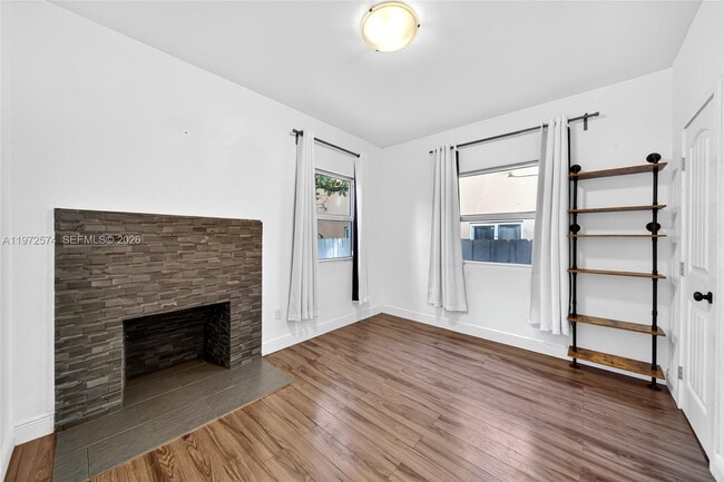 1460 NW 2nd St in Miami, FL - Building Photo - Building Photo