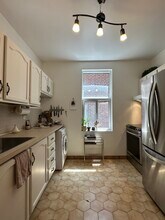 5468 Saint-Urbain Rue in Montréal, QC - Building Photo - Building Photo