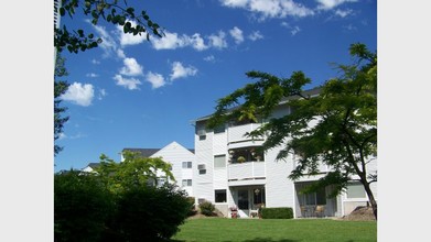 Fox Court Apartments in Spokane, WA - Building Photo - Building Photo