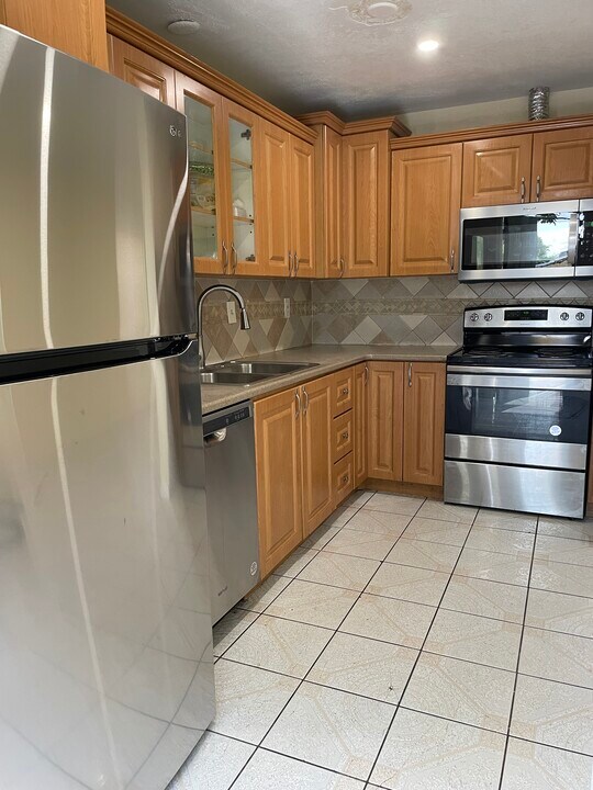 424 NE 44th St in Deerfield Beach, FL - Building Photo