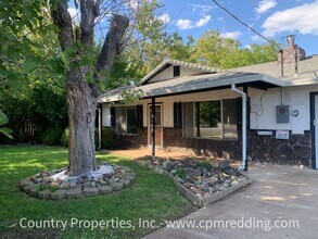 2120 Marlene Ave in Redding, CA - Building Photo - Building Photo